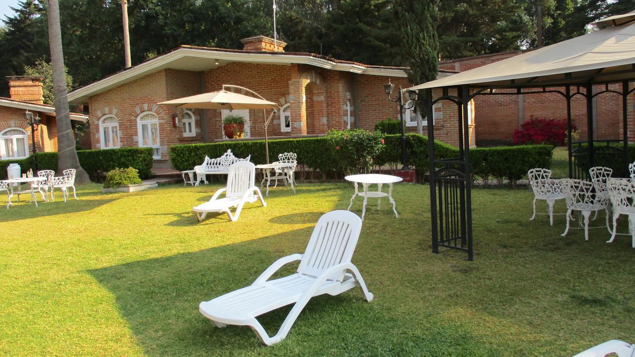 Hotel Villa Monarca Inn Zitácuaro Dış mekan fotoğraf